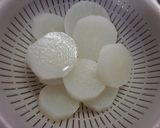 大根と豚バラの炒め物♡作り方3写真