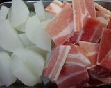 大根と豚バラの炒め物♡作り方4写真