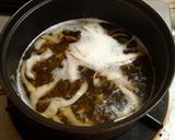 天然ブナシメジと椎茸のお吸い物作り方6写真