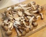 きのこのアヒージョ シーフード入り作り方3写真