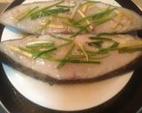 フライパンで白身魚の蒸焼き（蒸鱼）作り方6写真