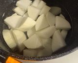 大根と鶏ひき肉のそぼろ煮作り方1写真