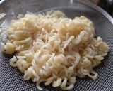 日清焼きそばを圧倒的に美味しくする豚苦瓜で最終篇作り方2写真