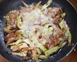 牛丼屋の10倍旨い🤩豚生姜焼きチーズ丼🍚作り方4写真