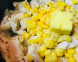 鶏肉とコーン缶のバジルバターソテー作り方2写真