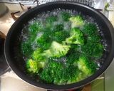 えび ブロッコリー しめじクリームパスタ作り方3写真