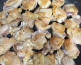 簡単！オイル不要☆もも肉のレモン塩焼き☆作り方4写真