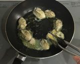 牡蠣と黒胡椒のココットカマン作り方1写真