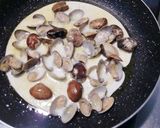 あさりをオリーブオイルで炒め隠し味にみそ作り方4写真