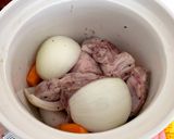 スロークッカーで作る豚スペアリブと玉ねぎの煮込み作り方2写真