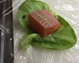 簡単華やか☆ノルウェーサーモン真空ロール作り方3写真