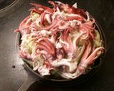 スキレットでヤリイカレタスのにんにく炒め作り方3写真