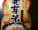 さんまのかば焼き de 発芽米おにぎらず作り方1写真