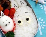 お弁当箱にご飯を詰めて☆ムーミンキャラ弁作り方4写真