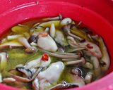 美味！ぷっくりカキとキノコのアヒージョ作り方5写真