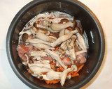簡単きのこ鶏肉炊き込みご飯♪炊飯器中華風作り方7写真
