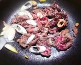 牛肉と白ネギの甘辛温玉添え♪作り方3写真