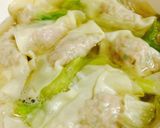 レタスたっぷり‼︎ 豚ねぎワンタンスープ作り方6写真