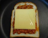手軽に!パスタソースでボロネーゼサンド作り方2写真