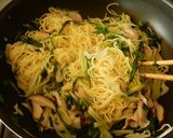 水菜たっぷり♡贅沢な味わい中華やきそば作り方7写真
