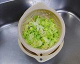 豚そぼろとレタスのチャーハン作り方1写真