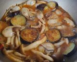牡蛎としめじとなすの豆板醤ピリ辛炒め煮♪作り方8写真