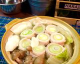 餃子の皮と豚バラで☆スタンディング葱鍋。作り方5写真