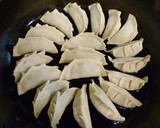 野菜＆うまみたっぷり♪我が家のぎょうざ作り方5写真