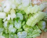 顆粒ダシだけで作る セロリの浅漬け作り方4写真