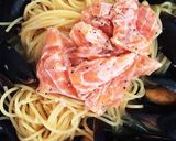 サーモンとムール貝の贅沢スパゲティ作り方4写真