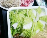 創味シャンタンDXで餃子鍋作り方1写真