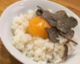 トリュフのせ玉子かけ御飯作り方1写真