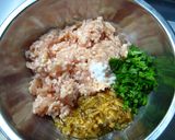 ぽん酢スープ餃子☆鶏×大葉でさっぱり！作り方1写真