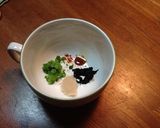 創味シャンタンde即席わかめスープ作り方1写真
