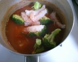 簡単！ 海老とブロッコリーのトマト煮♪作り方5写真