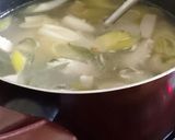 鶏胸肉と白葱・エリンギのスープ作り方3写真
