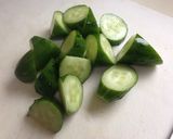 美味い！キュウリとワカメの卵スープ♫作り方1写真
