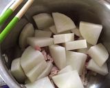 創味シャンタンで大根と豚肉の中華煮物作り方3写真