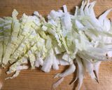 とろ〜りおいしい☆白菜の中華風スープ作り方1写真