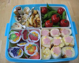 運動会のお弁当　まっくろくろすけ弁当作り方2写真