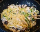鳥胸肉とつまみ菜のクリームパスタ作り方10写真