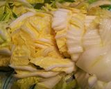 白菜大量消費！豚肉と白菜のごま味噌炒め作り方2写真