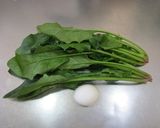 お弁当に♪ほうれん草と甘い卵の塩ナムル作り方1写真
