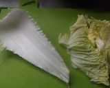 白菜と魚肉ソーセージの醤油煮作り方1写真