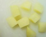 じゃがいもとわかめの味噌汁作り方1写真