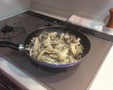 チキンとキノコのクリーム煮のスパゲッティ作り方1写真