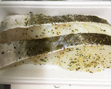 タラのムニエル 〜きゅうりのマヨソース〜作り方1写真