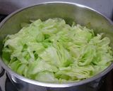 優し～ぃ♪春キャベツの煮物作り方1写真