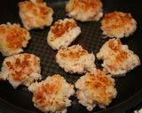 タルタルソース★かにかまはんぺん丸め焼き作り方4写真