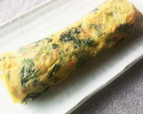 お弁当朝食にほうれん草と干しえびの卵焼き作り方3写真